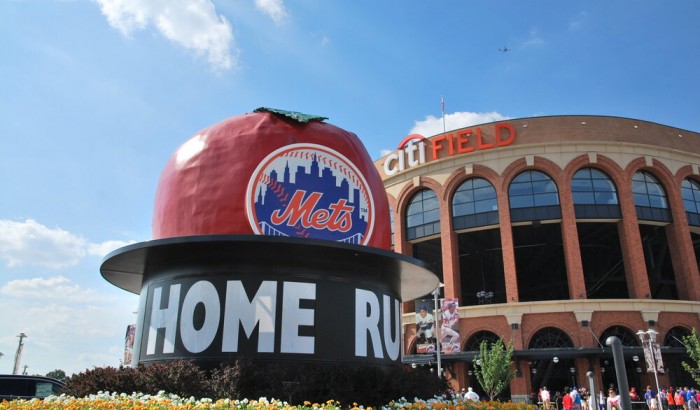 Mayor Bill De Blasio Delivers Remarks at CITI FIELD VACCINATION SITE-2021